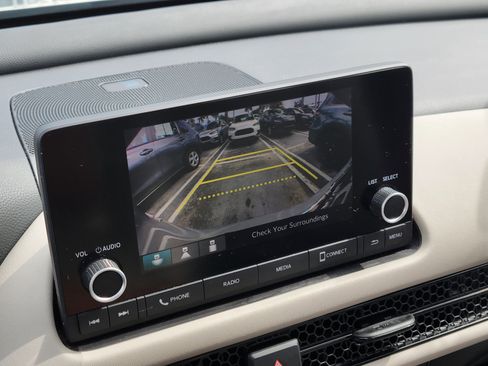 Certified 2023 Honda HR-V LX image 26