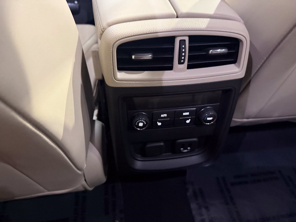 Used 2019 Buick Envision Premium AWD/4WD image 24