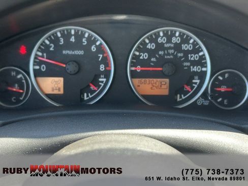 Used 2010 Nissan Pathfinder SE AWD/4WD image 17