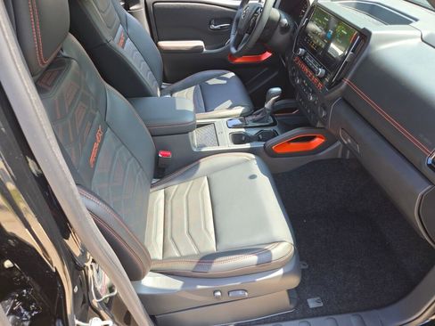 New 2025 Nissan Frontier PRO-4X w/ Pro Premium Package image 7
