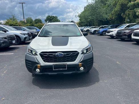 Used 2022 Subaru Outback Wilderness w/ Wilderness Package AWD/4WD image 11