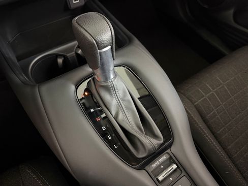 Certified 2025 Honda HR-V LX image 14