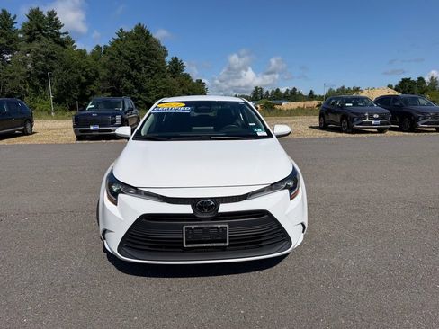 Used 2024 Toyota Corolla LE FWD image 26