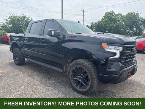 Used 2022 Chevrolet Silverado 1500 LT Trail Boss w/ Convenience Package II AWD/4WD image 1