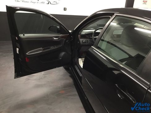 Used 2014 Chevrolet Impala LT w/ LT Sunroof Package image 18