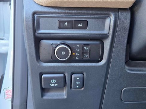 Used 2024 Ford Expedition Max Limited AWD/4WD image 17