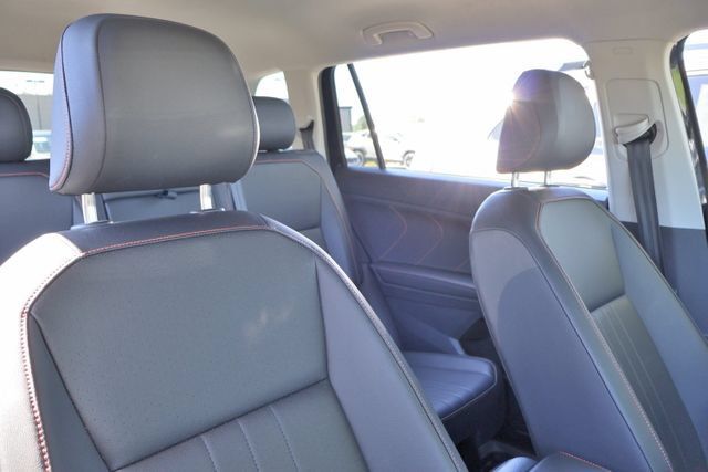 Used 2024 Volkswagen Tiguan Wolfsburg Edition FWD image 18