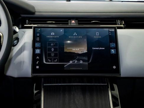 Used 2026 Land Rover Range Rover Velar Dynamic SE image 18