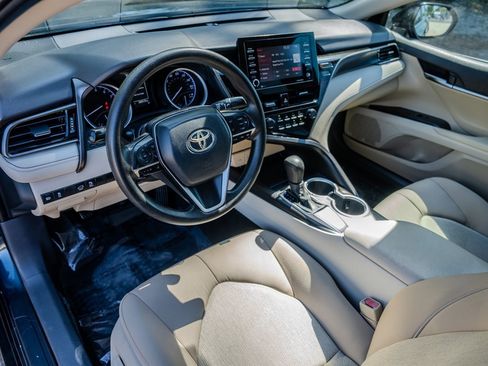 Used 2021 Toyota Camry LE FWD image 14