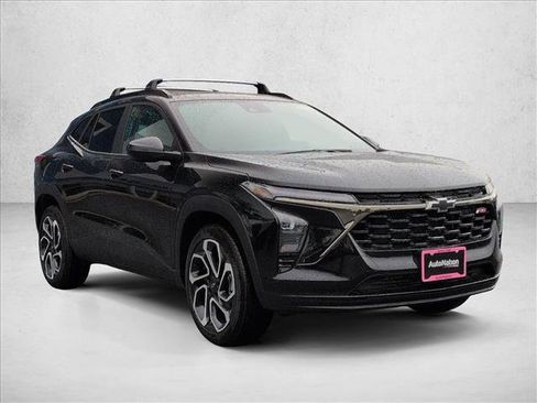 New 2026 Chevrolet Trax RS w/ Sunroof Package FWD image 7