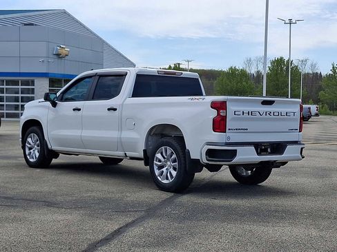 Used 2021 Chevrolet Silverado 1500 Custom w/ LPO, Dark Essentials Package image 5