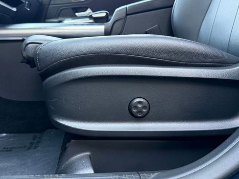 Used 2022 Mercedes-Benz GLA 250 image 27