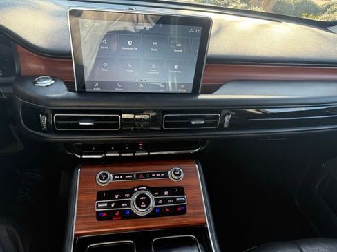 Used 2020 Lincoln Aviator Reserve w/ Equipment Group 201A image 15