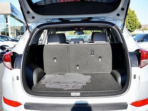 Used 2017 Hyundai Tucson SE FWD image 13