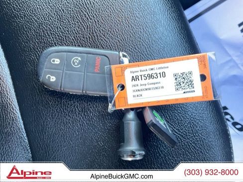 Used 2024 Jeep Compass Limited image 20