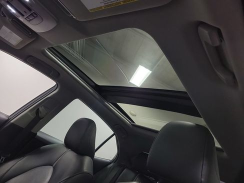 Used 2018 Toyota Camry XSE FWD image 14