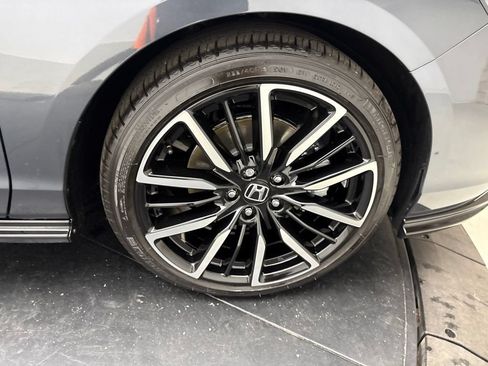 Used 2024 Honda Accord Touring image 19
