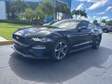Used 2019 Ford Mustang Coupe image 2