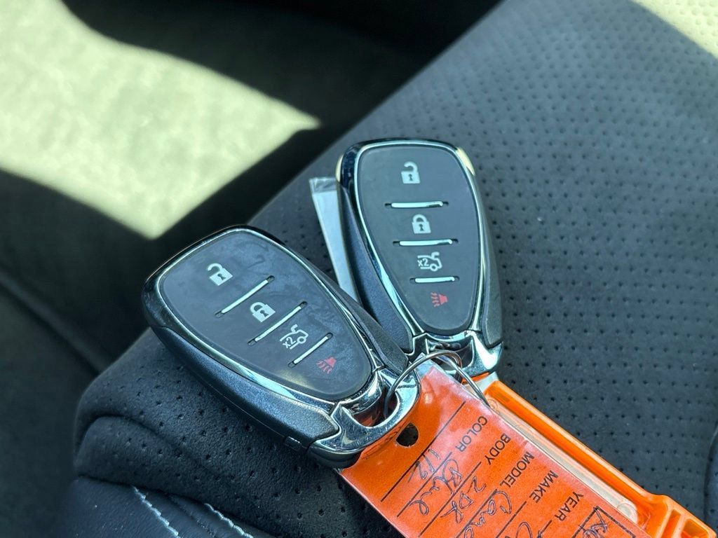 Used 2022 Chevrolet Camaro SS RWD image 25