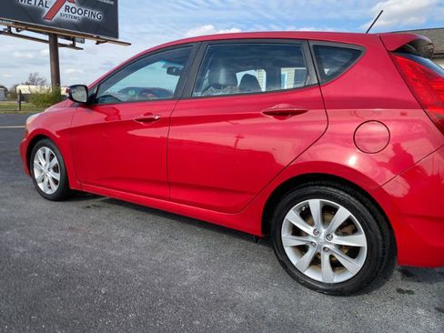 Used 2014 Hyundai Accent SE image 34