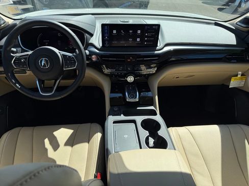 Used 2026 Acura MDX SH-AWD w/ Technology Package image 16