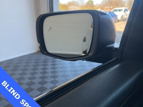 Used 2023 Honda Pilot Elite image 14