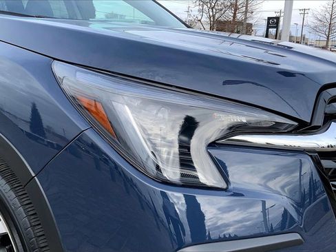 Used 2024 Subaru Ascent Premium w/ Convenience Package image 32