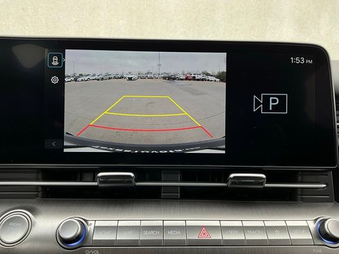 Used 2025 Hyundai Kona SEL image 33