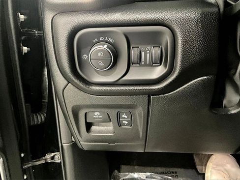 Used 2023 RAM 1500 Laramie image 17