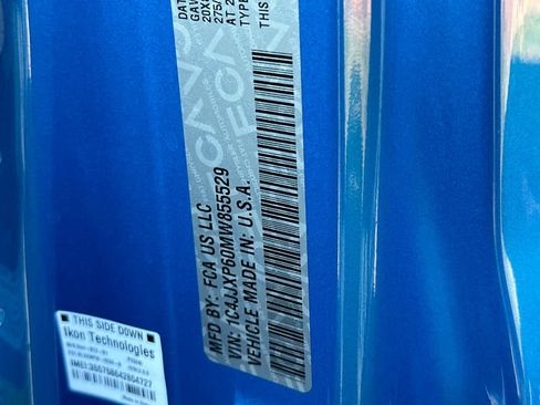 Used 2021 Jeep Wrangler Unlimited Sahara w/ Cold Weather Group image 29