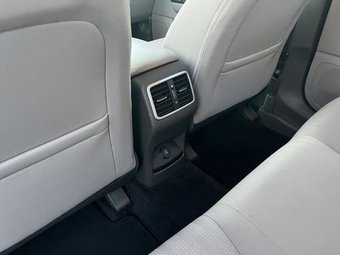 Used 2017 Kia Sportage LX image 24