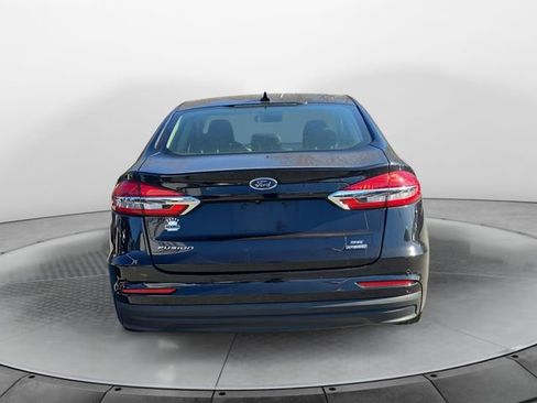 Used 2020 Ford Fusion SE image 4