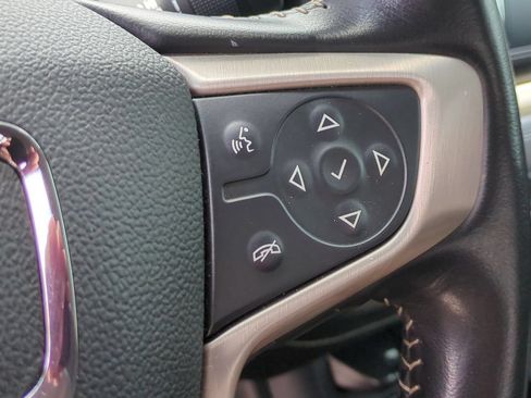 Used 2021 GMC Canyon Denali RWD image 35