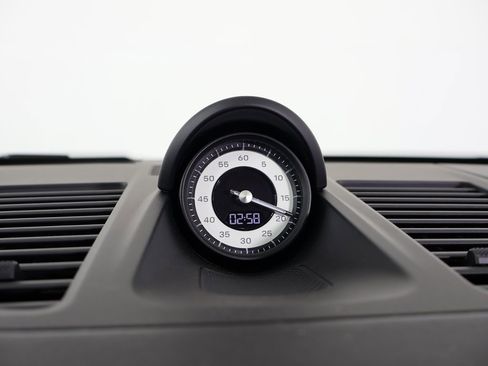 Certified 2021 Porsche 911 Targa 4S image 27