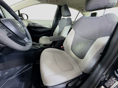 Used 2020 Toyota Corolla LE FWD image 22