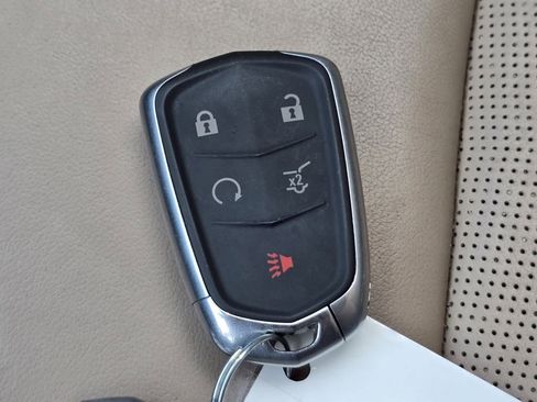 Used 2021 Cadillac XT6 Sport w/ Platinum Package image 37