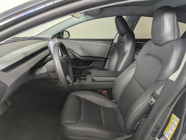 Used 2025 Tesla Model 3 Long Range RWD image 10