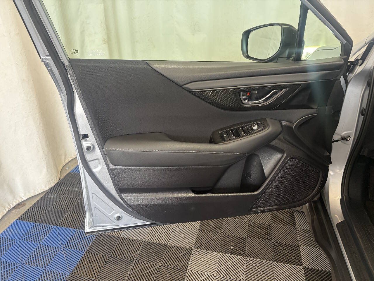 Used 2023 Subaru Outback Premium AWD/4WD image 8