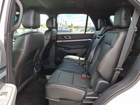 Used 2017 Ford Explorer Sport AWD/4WD image 9