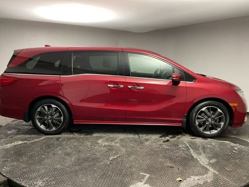 Used 2023 Honda Odyssey Elite image 8