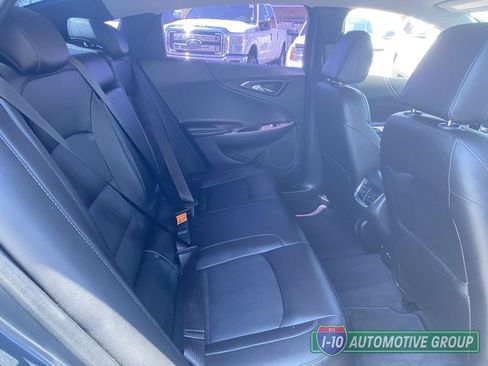 Used 2017 Chevrolet Malibu Premier w/ Driver Confidence Package FWD image 13