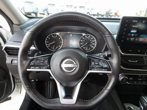 Certified 2023 Nissan Altima 2.0 SR image 39