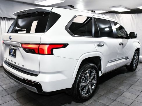 Used 2024 Toyota Sequoia Capstone image 6
