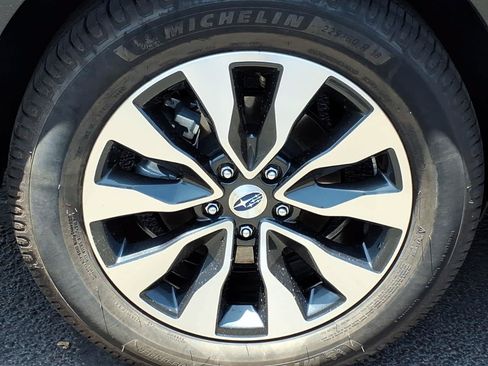 Certified 2025 Subaru Outback Limited w/ Popular Package #2 AWD/4WD image 10