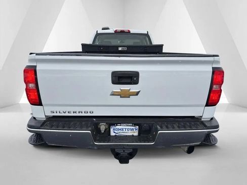 Used 2018 Chevrolet Silverado 2500 W/T w/ Snow Plow Prep Package image 6