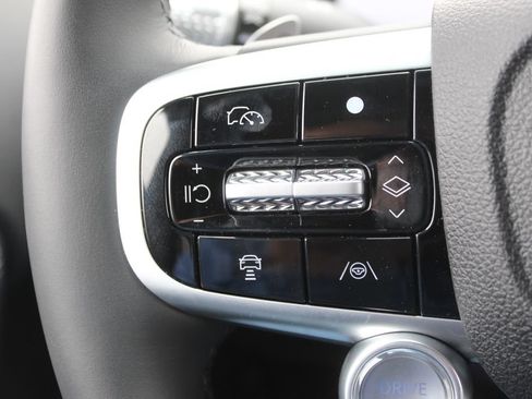 New 2026 Genesis GV60 RWD image 32