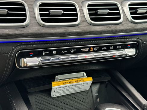 New 2025 Mercedes-Benz GLS 580 4MATIC image 23