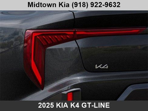 New 2025 Kia K4 GT-Line image 11