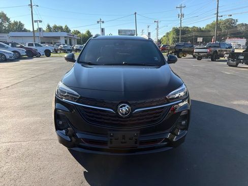Used 2022 Buick Encore GX Essence w/ Advanced Technology Package FWD image 2