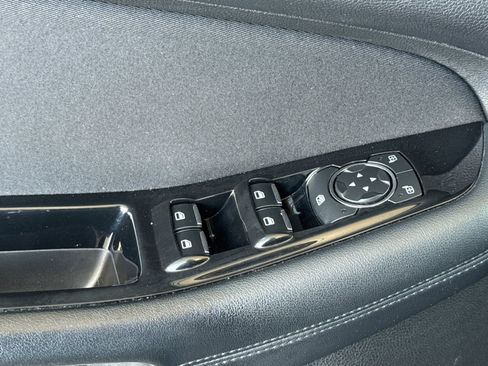 Used 2017 Ford Edge SEL FWD image 14